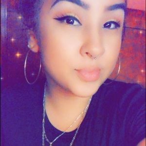 Meet your Posher, Diana